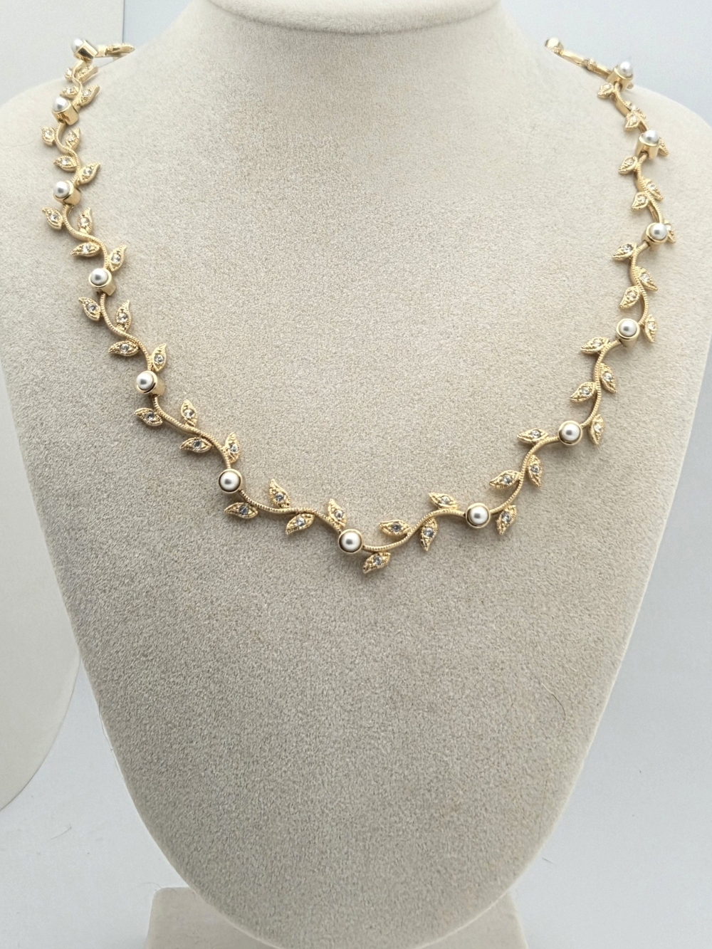 NADRI 16” Gold Vine Leaf Faux Pearl Rhinestone Collar Necklace